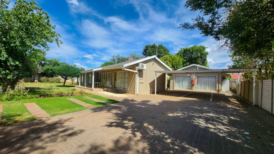 Commercial Property for Sale in Irene Park North West